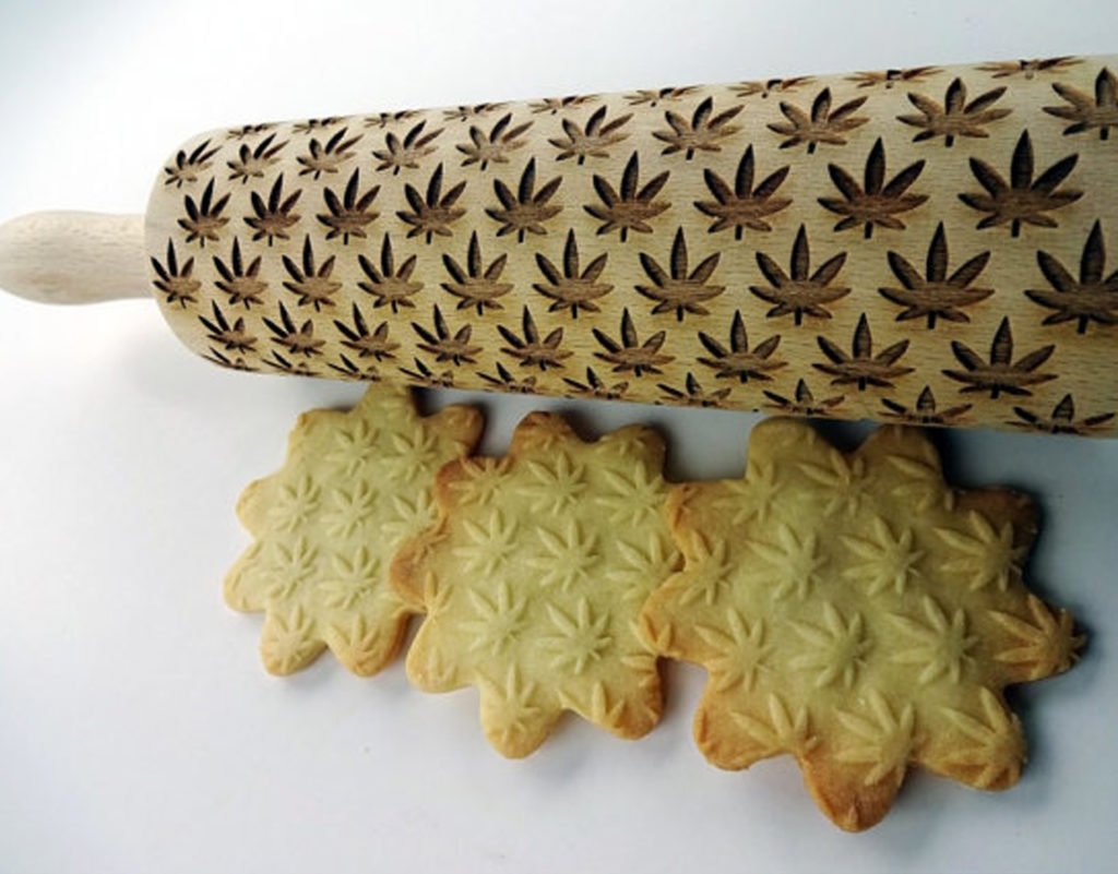 Cannabis Embossed Rolling Pin