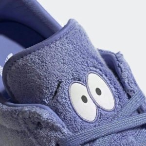 Sneaker Tongue with Towelie Eyes