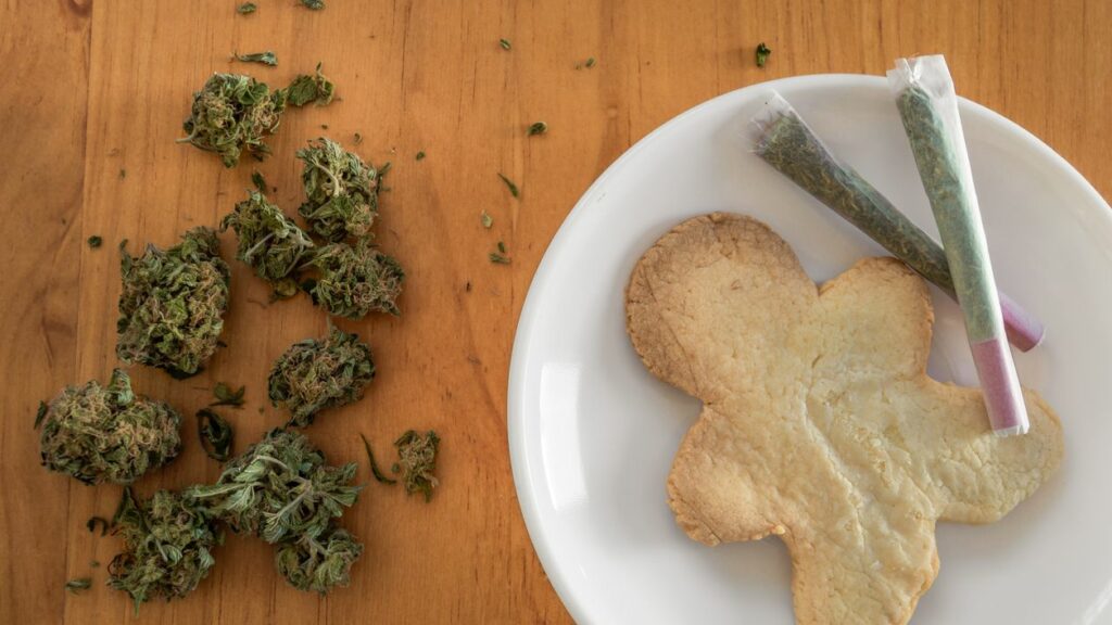 Are Cannabis Edibles Safer Than Smoking?