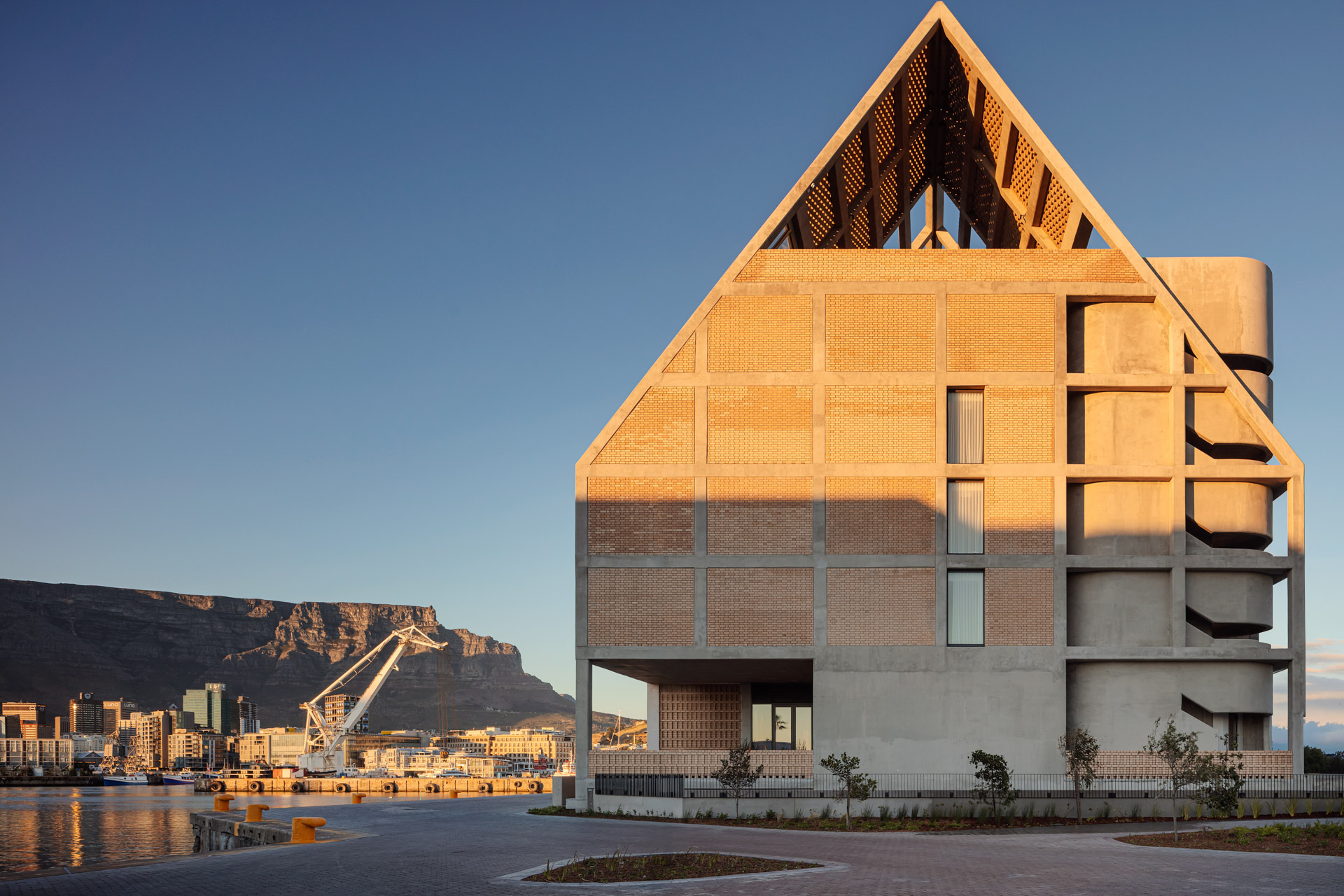 A New Anchor at Quay 7: The Cape Town EDITION